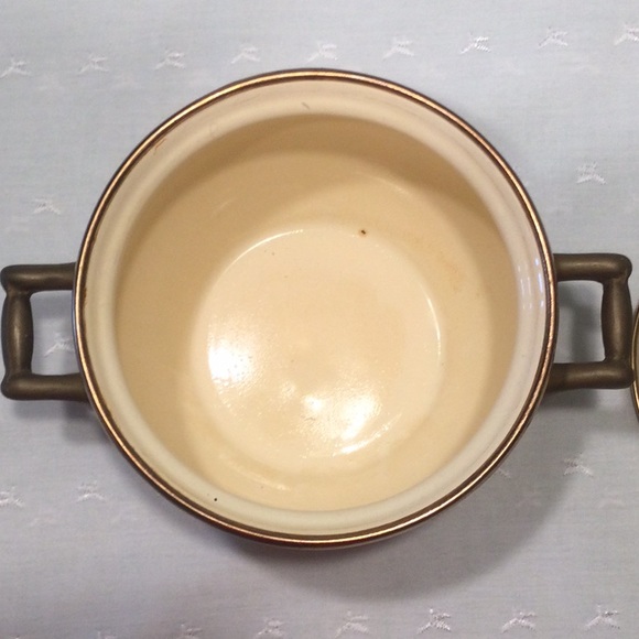 Enamel Pot with Lid  Lid has Six Holes for Scent Release , Bronze Handles - Picture 4 of 6